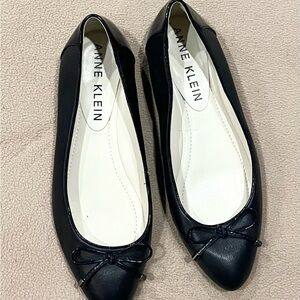 Anne Klein Black Bow Flats